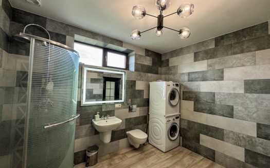 Продаж світлого маєтку по вул. Широка