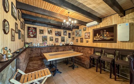 Продаж світлого маєтку по вул. Широка