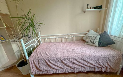 Здам євротрьошку у Центрі, 58м2