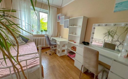 Здам євротрьошку у Центрі, 58м2