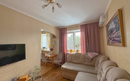 Здам євротрьошку у Центрі, 58м2