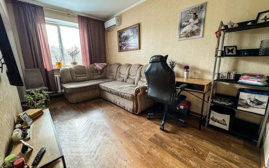 Здам євротрьошку у Центрі, 58м2