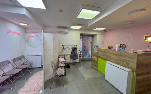 Продаж нежитлового приміщення 86,4 м2, вул. І. Мазепи 20